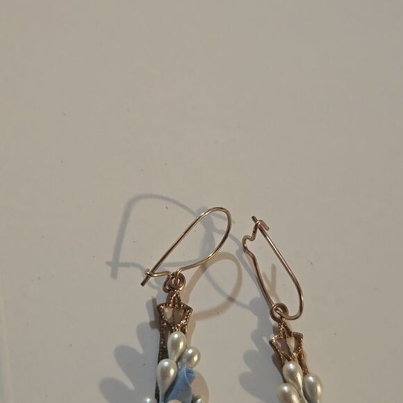 Vintage Handmade Roses earrings - Picture 4 of 6